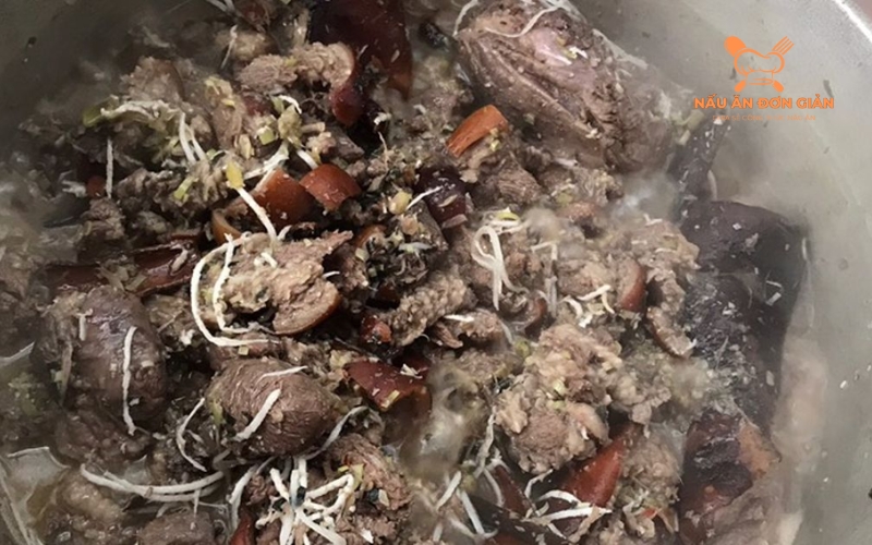 Mẹo làm món thịt chó nấu rượu mận ngon hơn