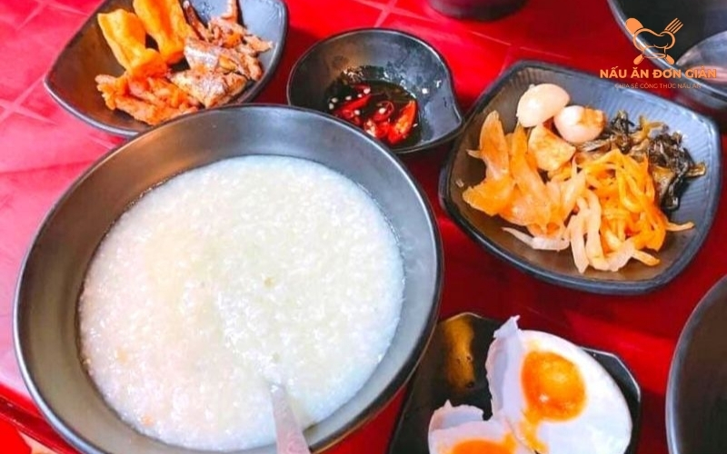 Cháo đêm Đà Lạt